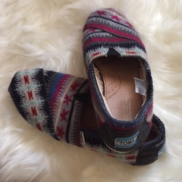 Toms Shoes - Aztec Tribal Print Fleece lined wool TOMS classics
